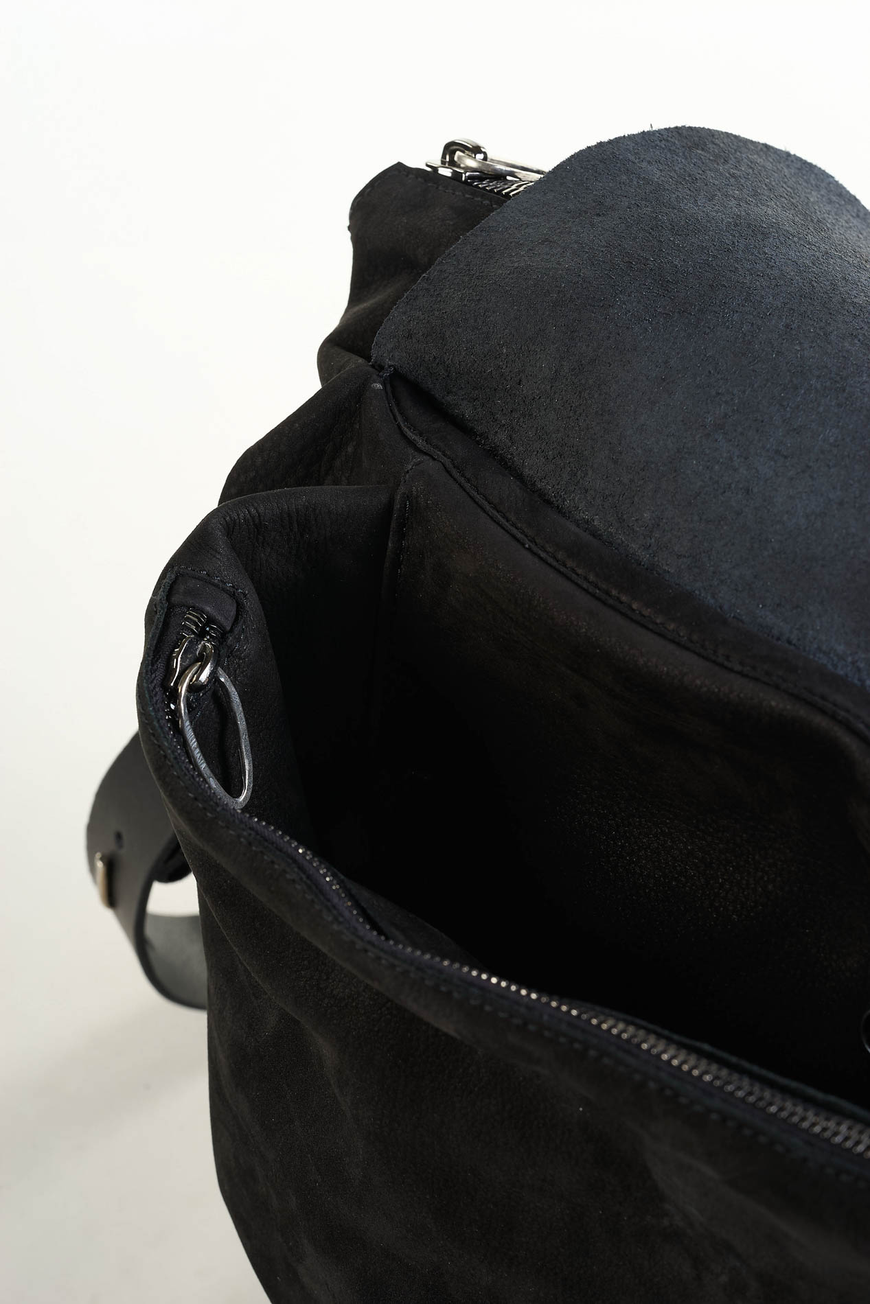 daniele basta leather and silver bags - DETAIL 2